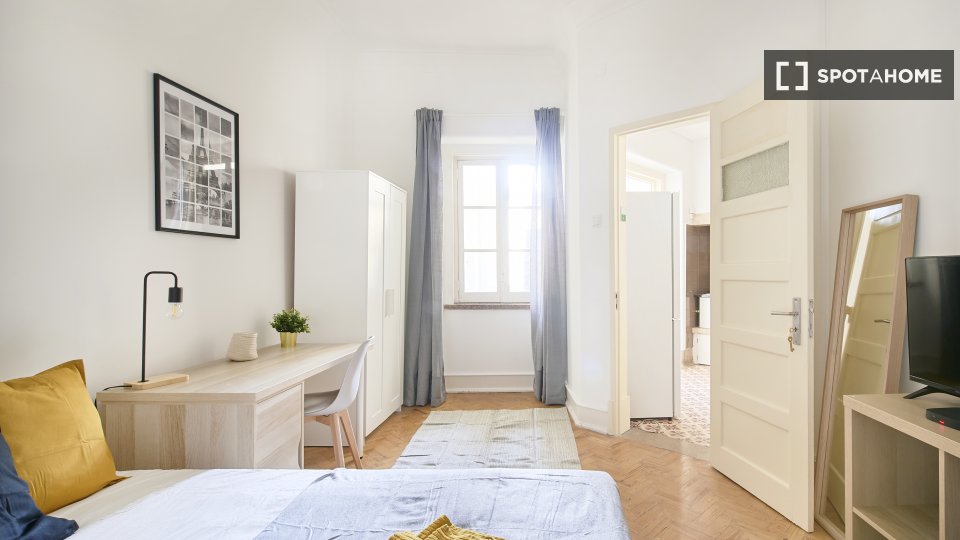 Double room Lisbon, 7 beds — photo 16
