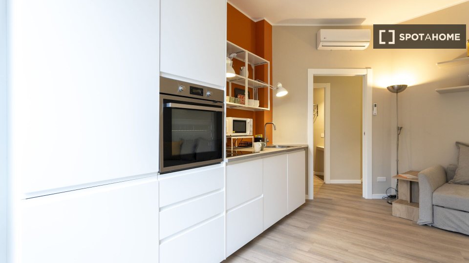 Apartment Milan, 2 beds, 70m² — photo 18