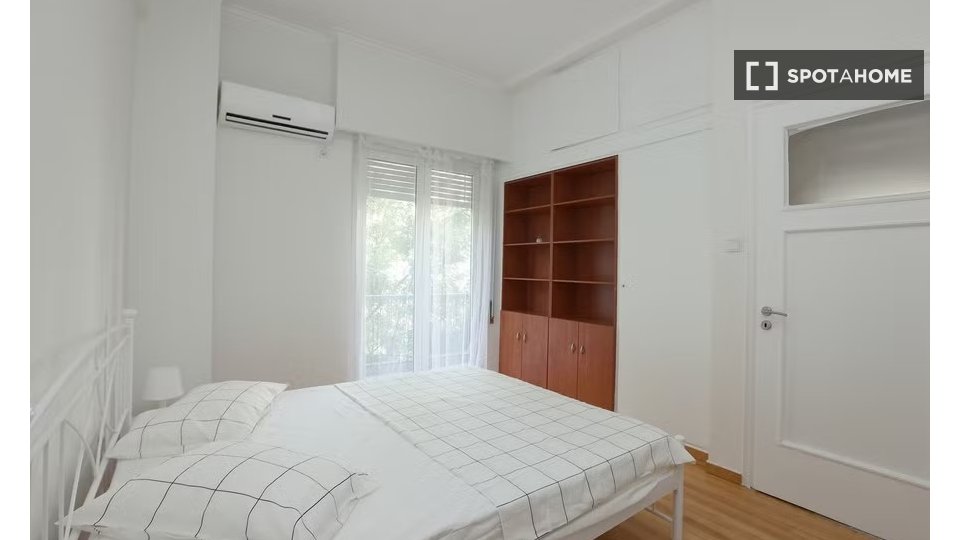 Double room Athens, 4 beds — photo 2