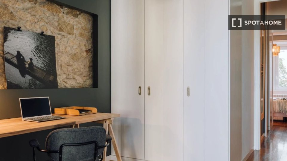 Apartment Lisbon, 2 beds — photo 11