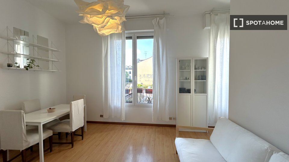 Apartment Milan, 1 bed, 40m² — photo 1