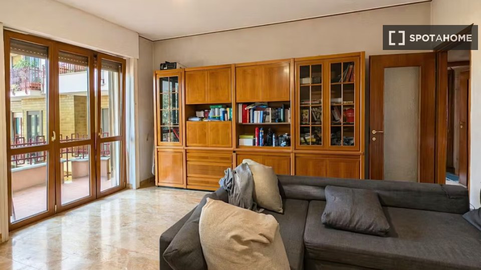 Apartment Milan, 1 bed, 110m² — photo 1