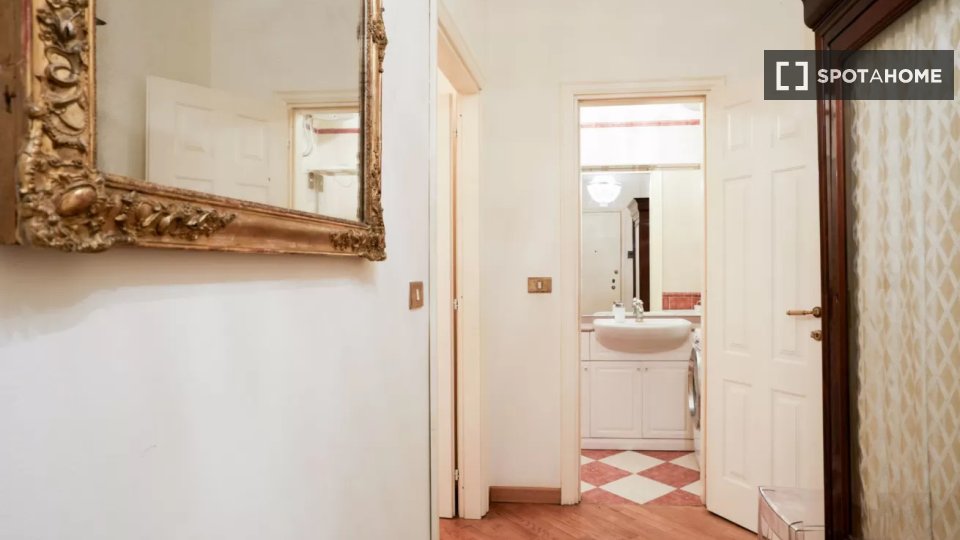 Apartment Milan, 1 bed — photo 10