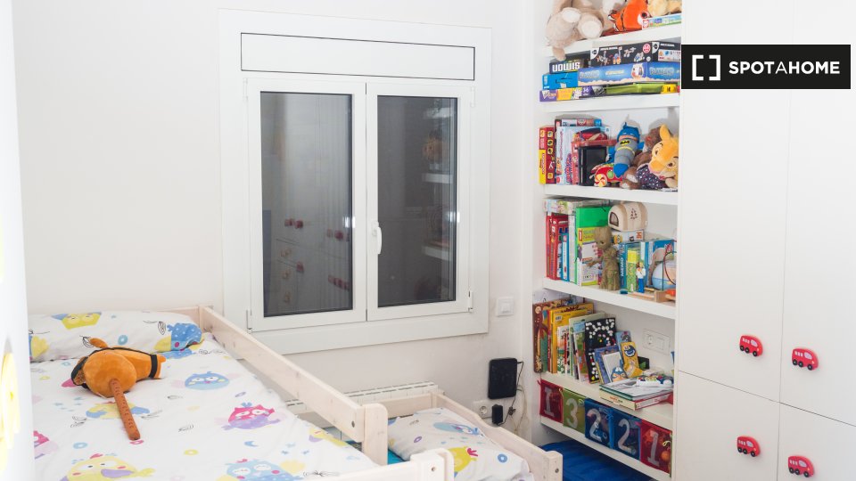 Apartment Barcelona, 4 beds, 121m² — photo 9