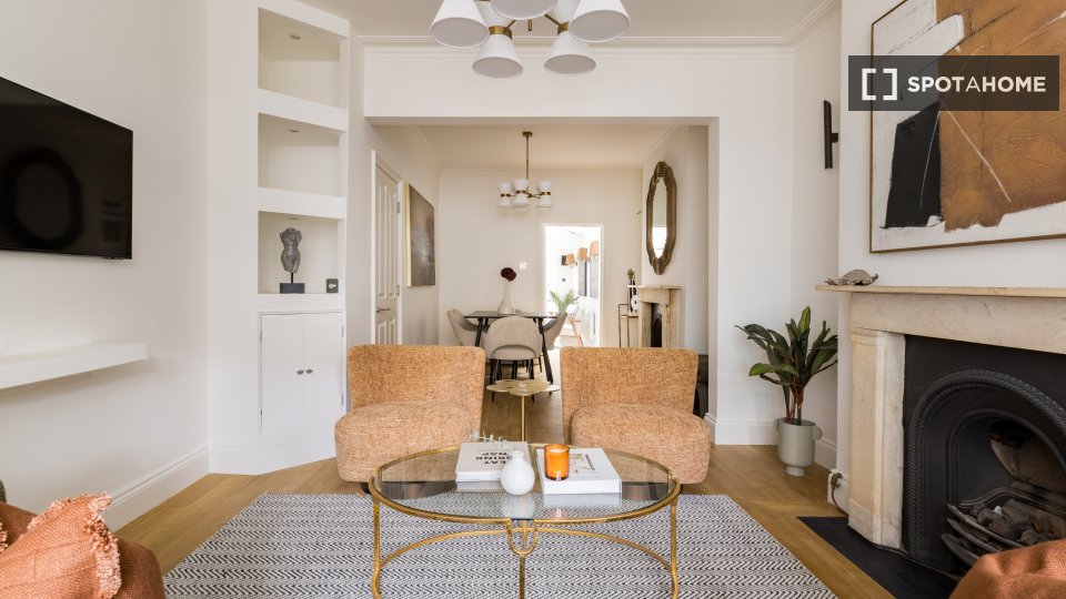 Apartment London, 3 beds, 130m² — photo 9