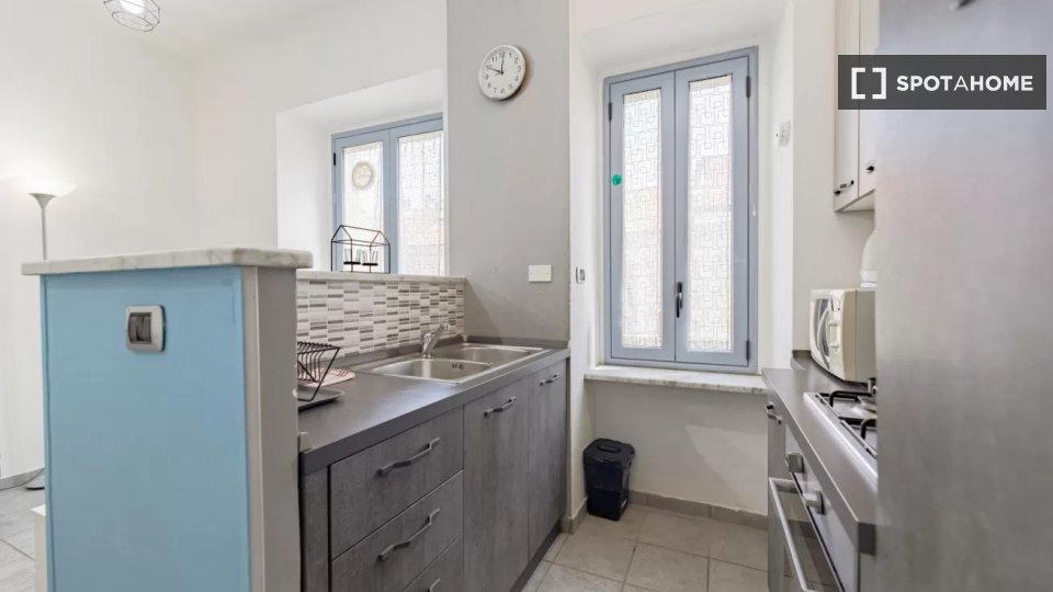 Apartment Turin, 1 bed — photo 11
