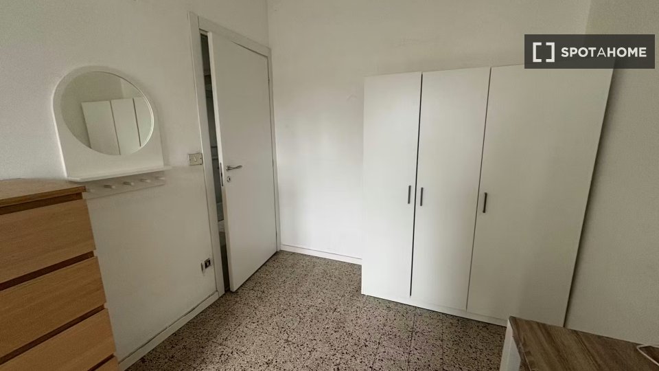 Double room Milan, 3 beds, 120m² — photo 1