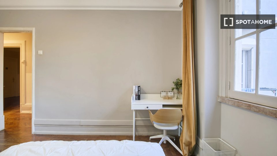 Double room Lisbon, 7 beds — photo 4