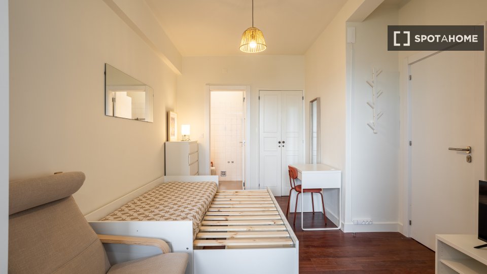 Apartment mono Lisbon, 30m² — photo 6