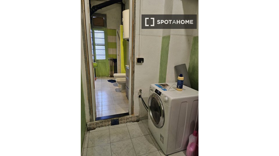 Double room Turin, 3 beds, 85m² — photo 7
