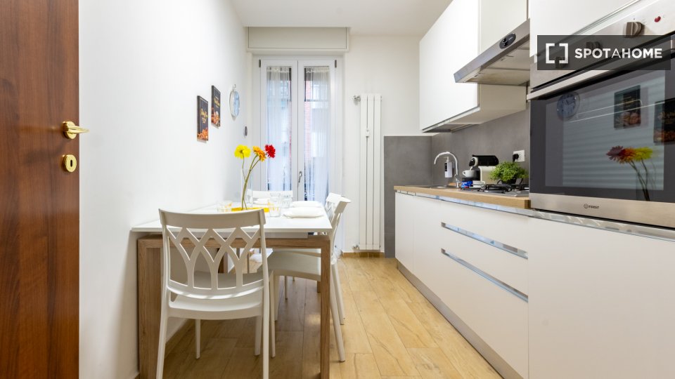 Apartment Milan, 4 beds, 120m² — photo 29