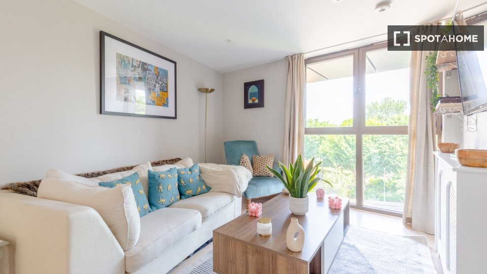 Apartment London, 2 beds, 65m² — photo 28