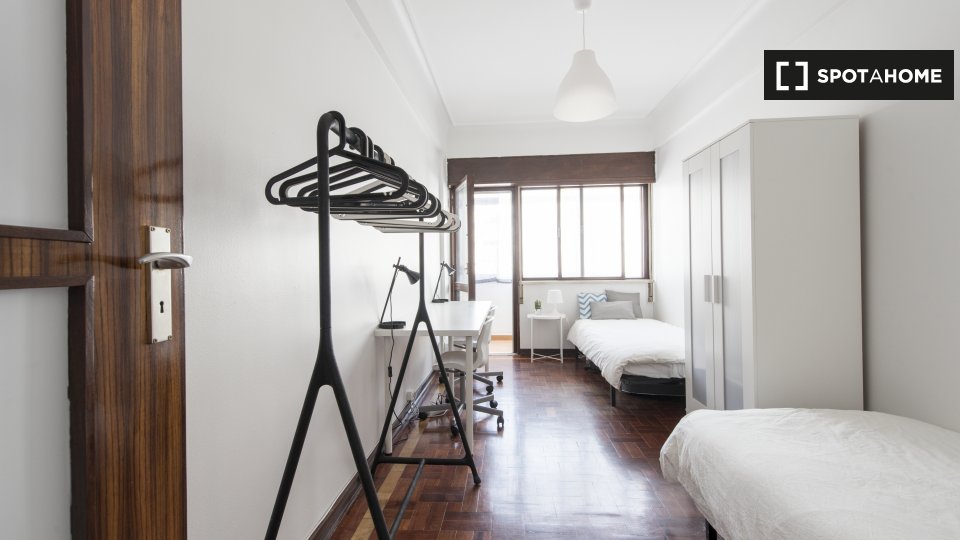 Double room Lisbon, 10 beds — photo 2