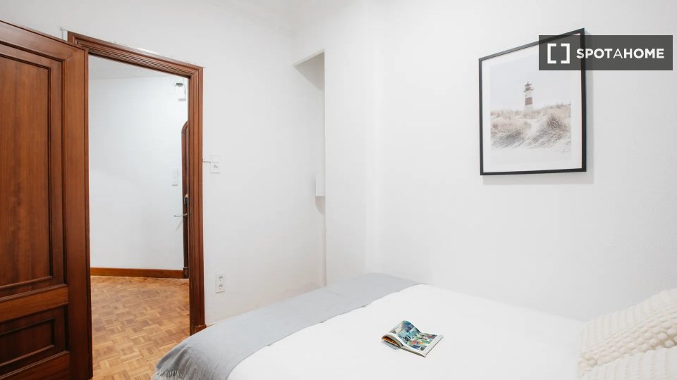 Double room Valencia, 5 beds — photo 7