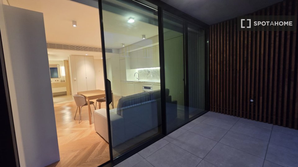 Apartment mono Lisbon — photo 17