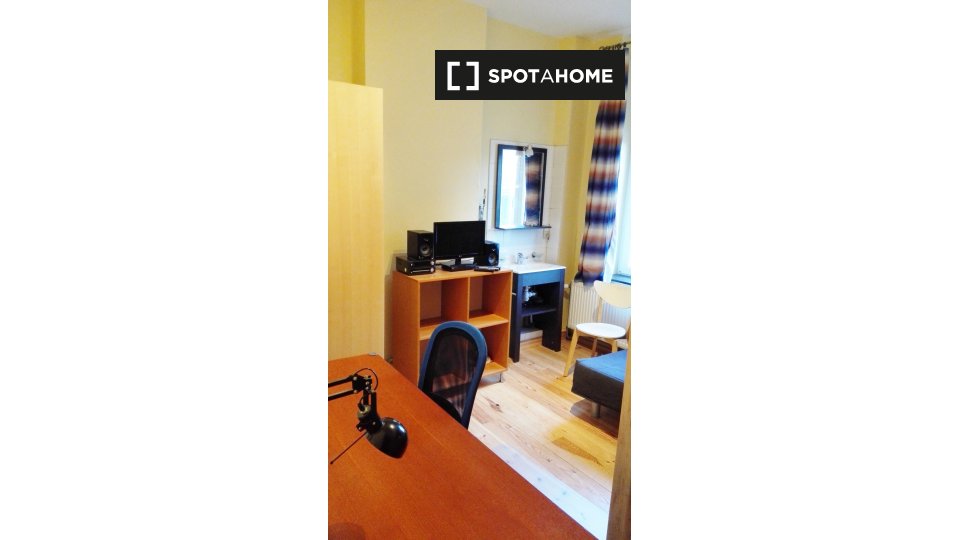 Double room Liege, 4 beds — photo 1