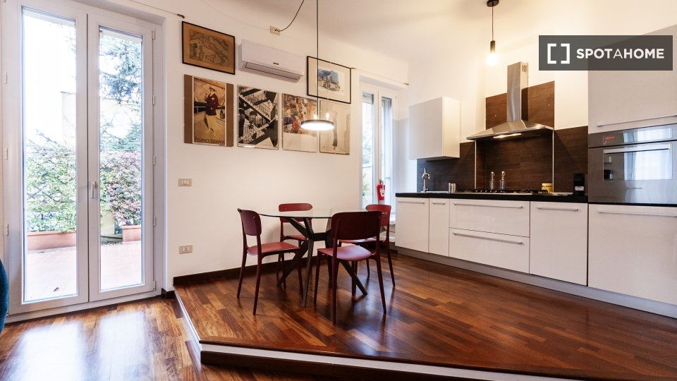 Apartment Milan, 1 bed — photo 1