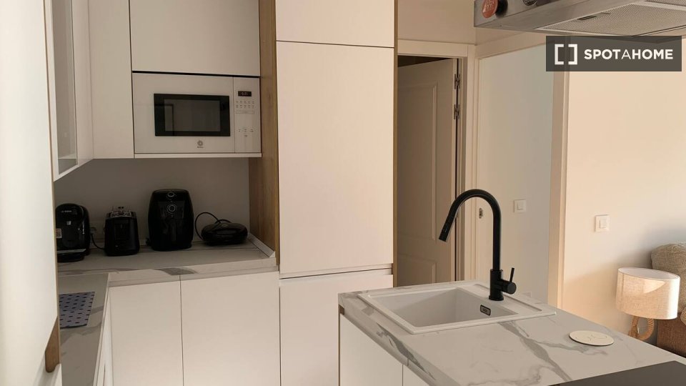 Apartment Madrid, 2 beds — photo 18