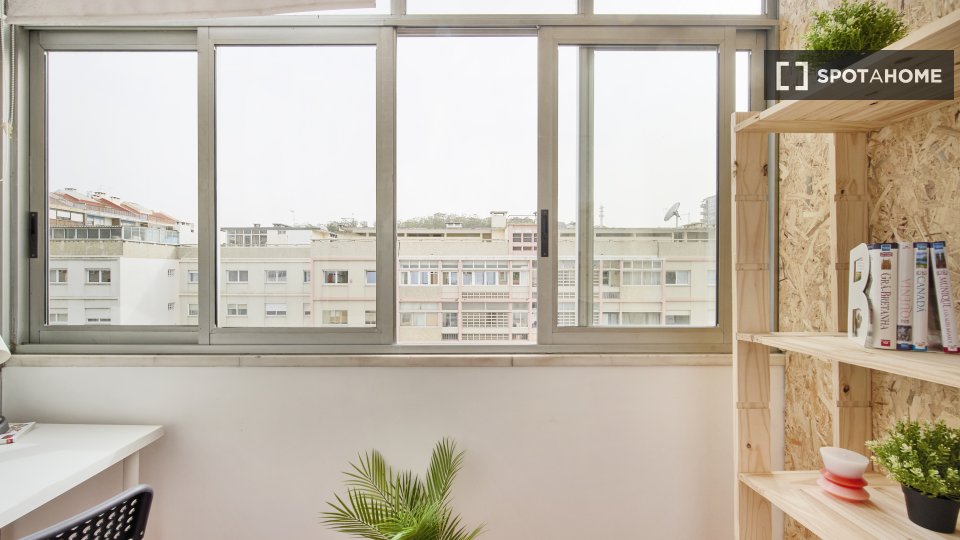 Double room Lisbon, 6 beds — photo 1