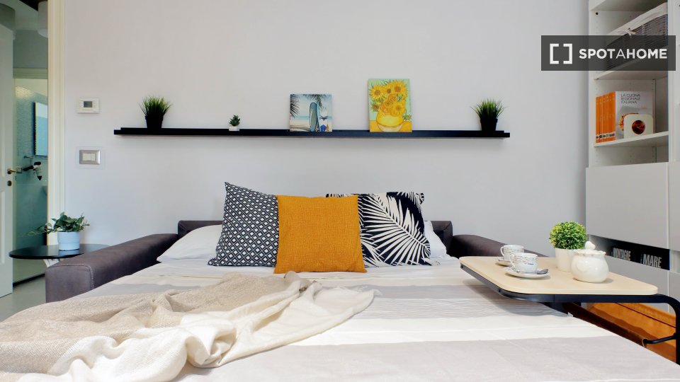 Apartment Rome, 1 bed — photo 10