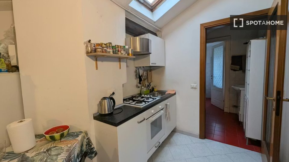 Double room Milan, 2 beds — photo 7