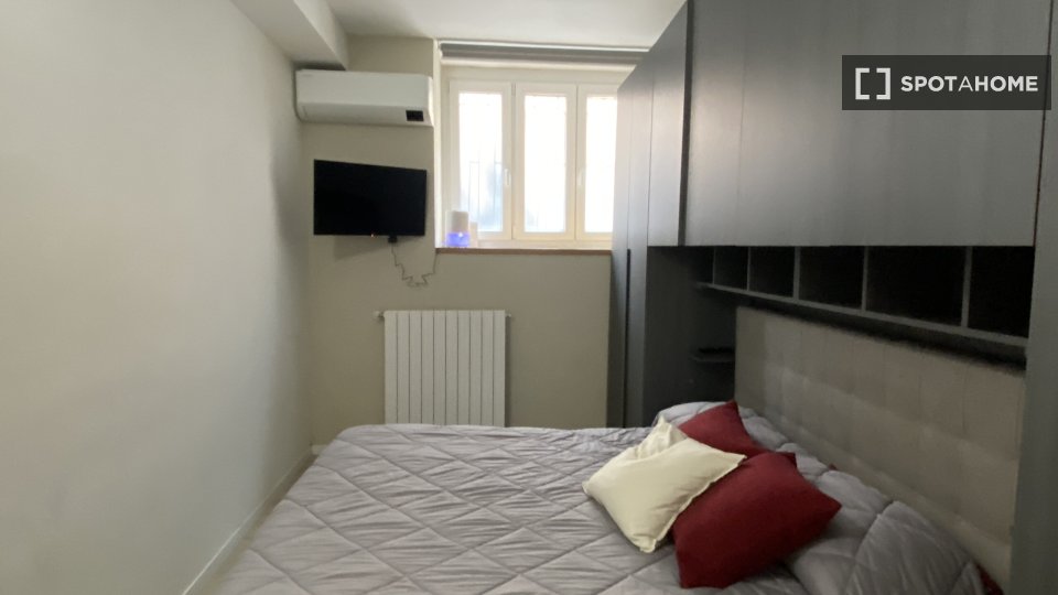 Apartment Milan, 1 bed — photo 14