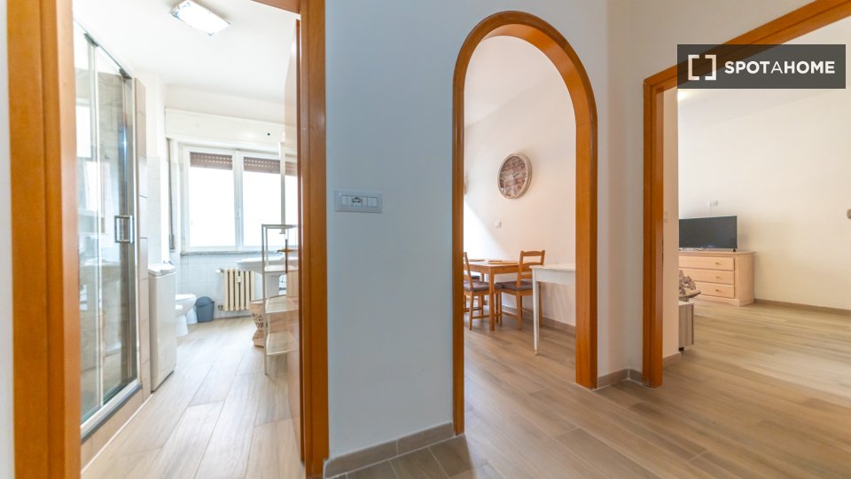 Double room Rome, 2 beds, 70m² — photo 2