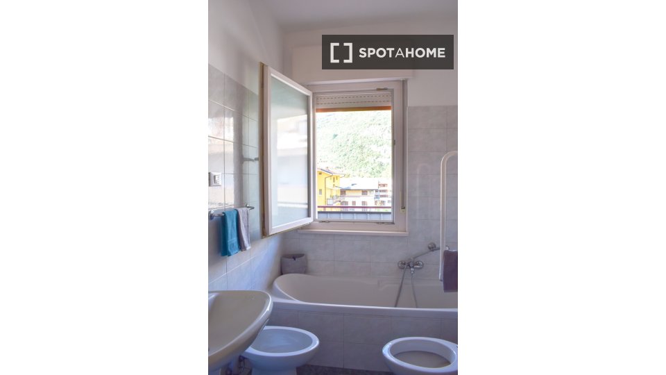 Double room Trento, 4 beds — photo 3