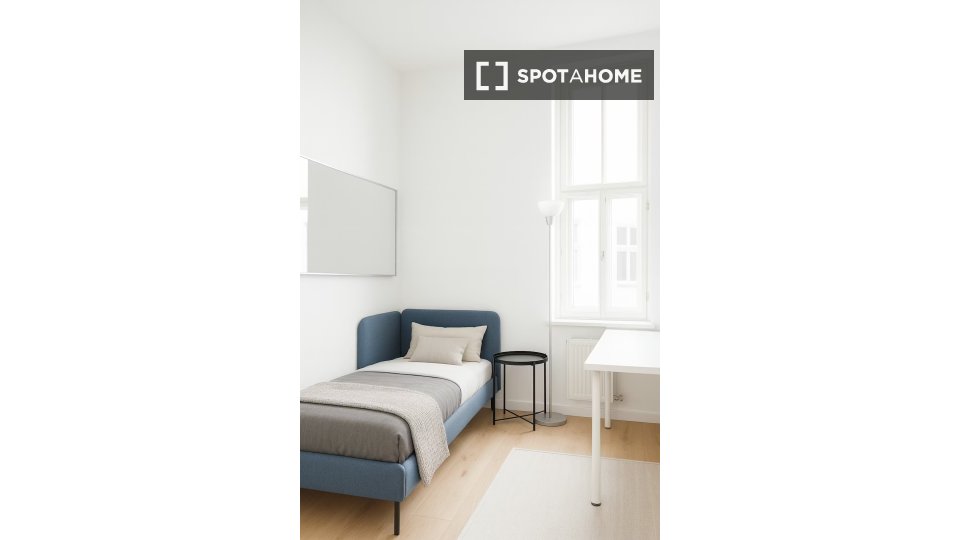 Double room Munich, 5 beds — photo 3