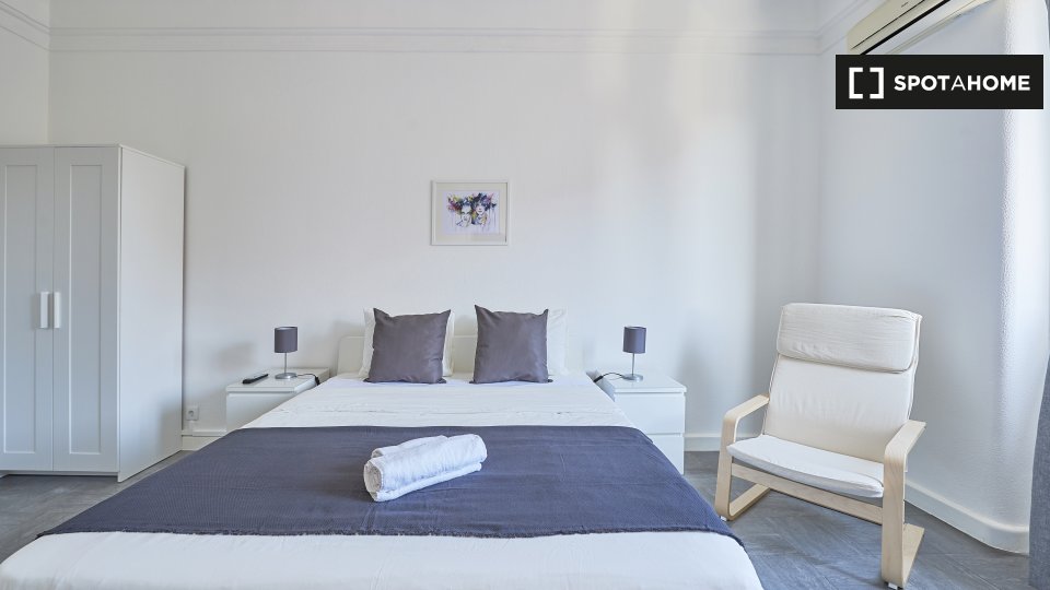 Apartment Lisbon, 7 beds — photo 2
