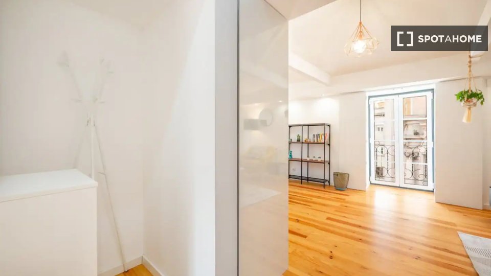 Apartment Lisbon, 2 beds — photo 4