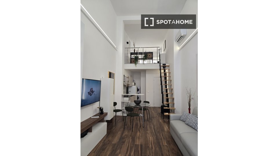 Monolocale in affitto a Trieste, Roma. - a Roma