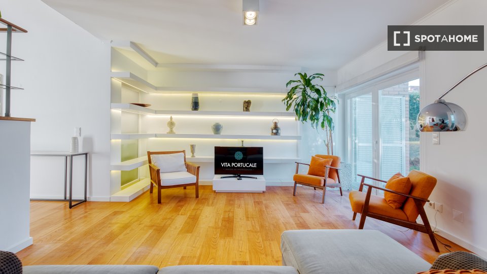 Apartment Lisbon, 4 beds — photo 10