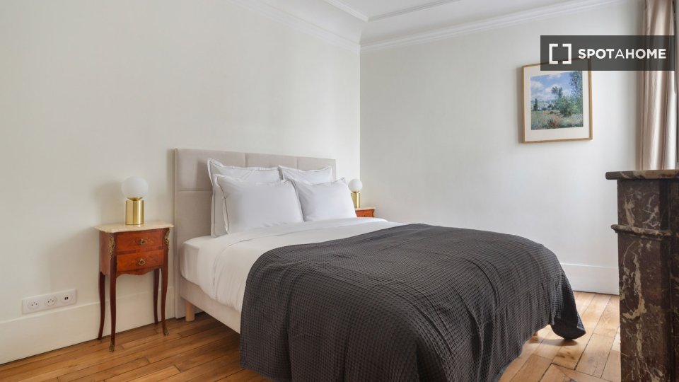 Apartment Paris, 1 bed, 33m² — photo 4