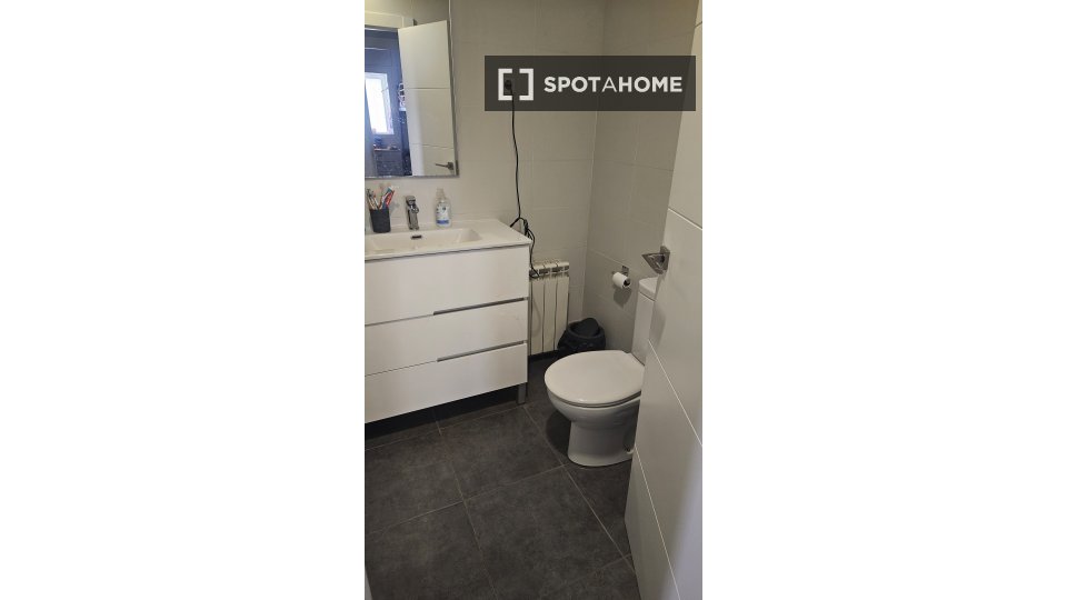 Double room Barcelona, 1 bed, 100m² — photo 7