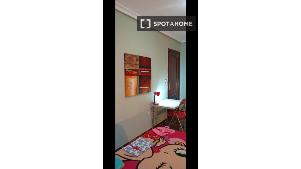 Double room Jaen, 2 beds, 89m² — photo 32