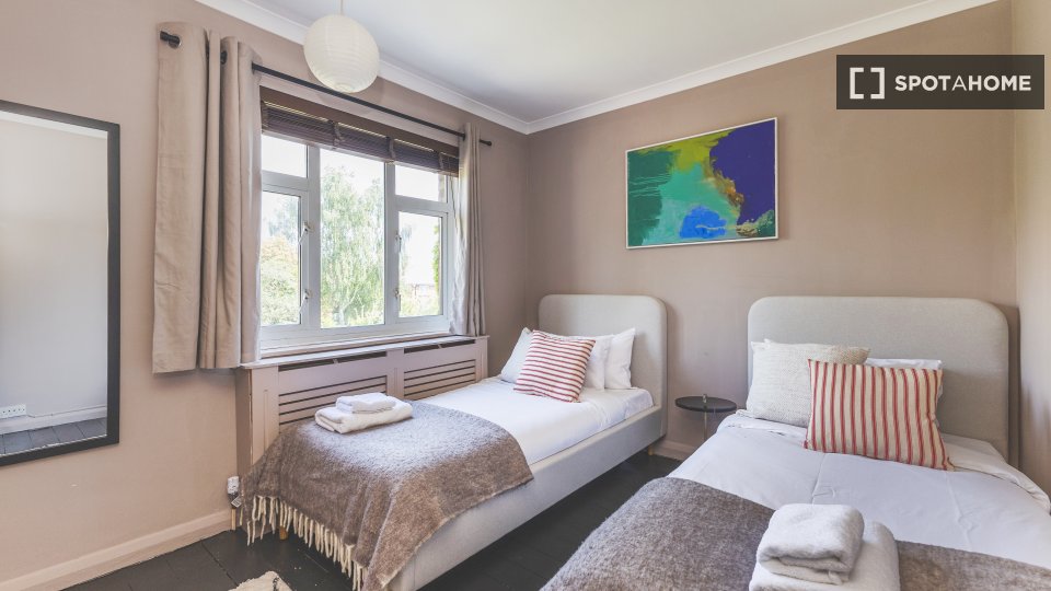 Apartment London, 3 beds — photo 9
