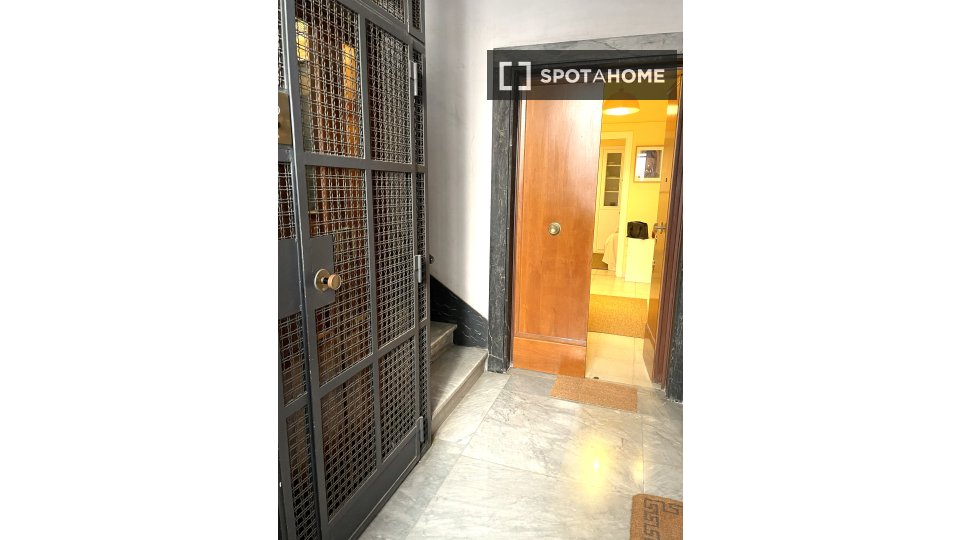 Apartment Rome, 1 bed, 43m² — photo 11