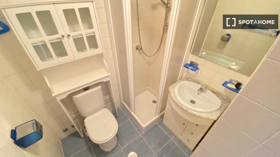 Double room Madrid, 7 beds — photo 3