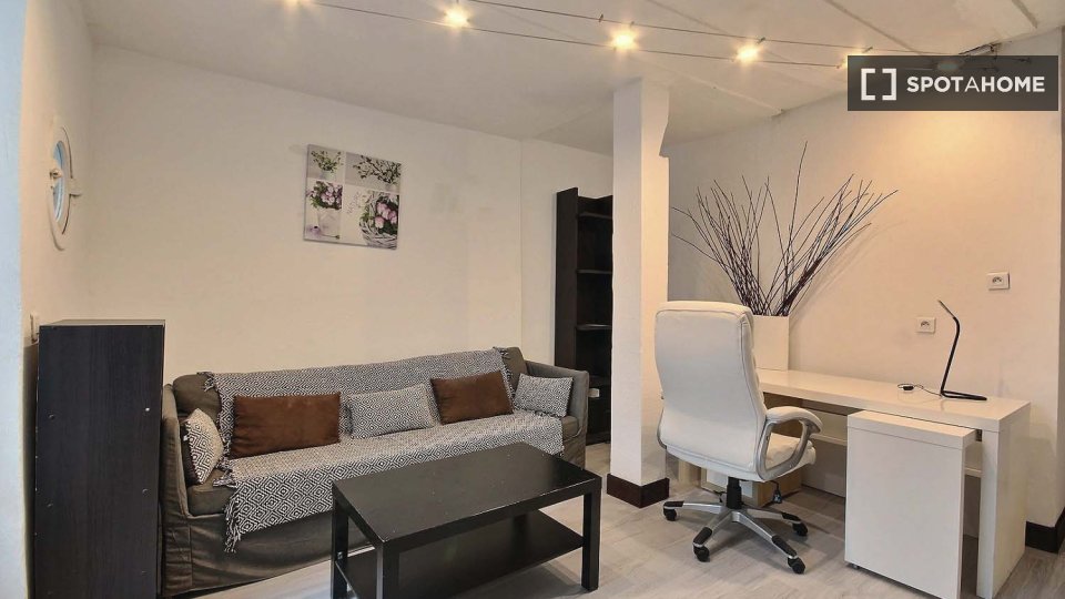 Apartment Paris, 1 bed — photo 3