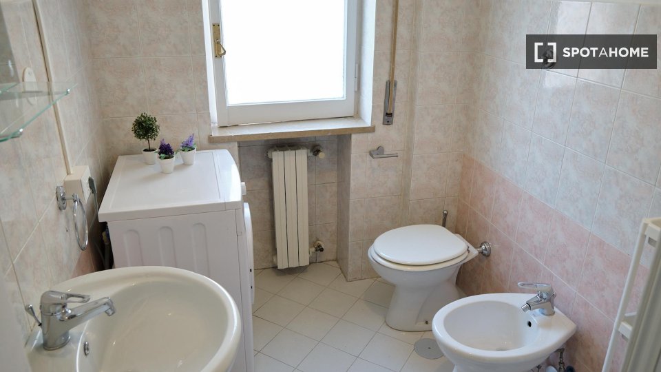 Double room Naples, 4 beds — photo 9