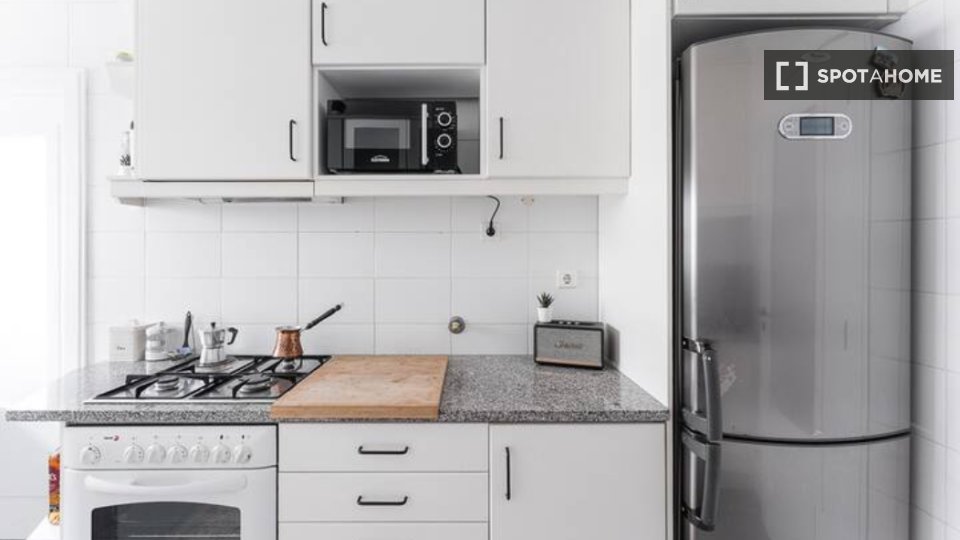 Apartment Porto, 1 bed, 75m² — photo 4