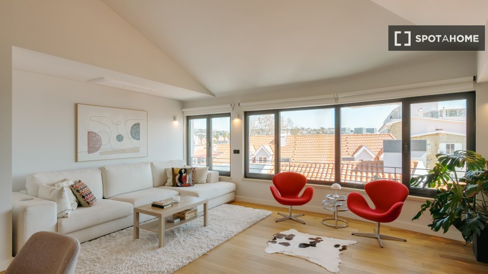 Apartment Lisbon, 2 beds, 123m² — photo 19