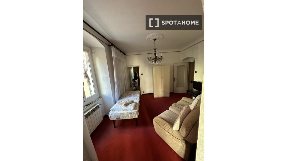 Double room Genoa, 3 beds, 67m² — photo 4
