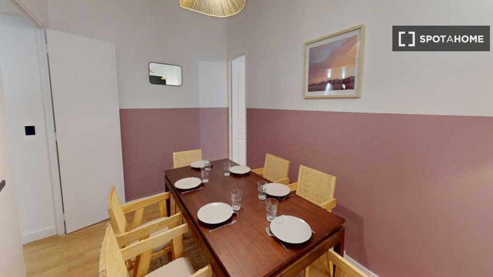 Double room Paris, 6 beds, 150m² — photo 4