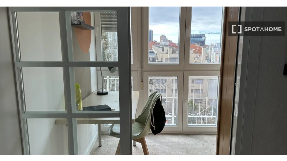 Double room Madrid, 7 beds — photo 29