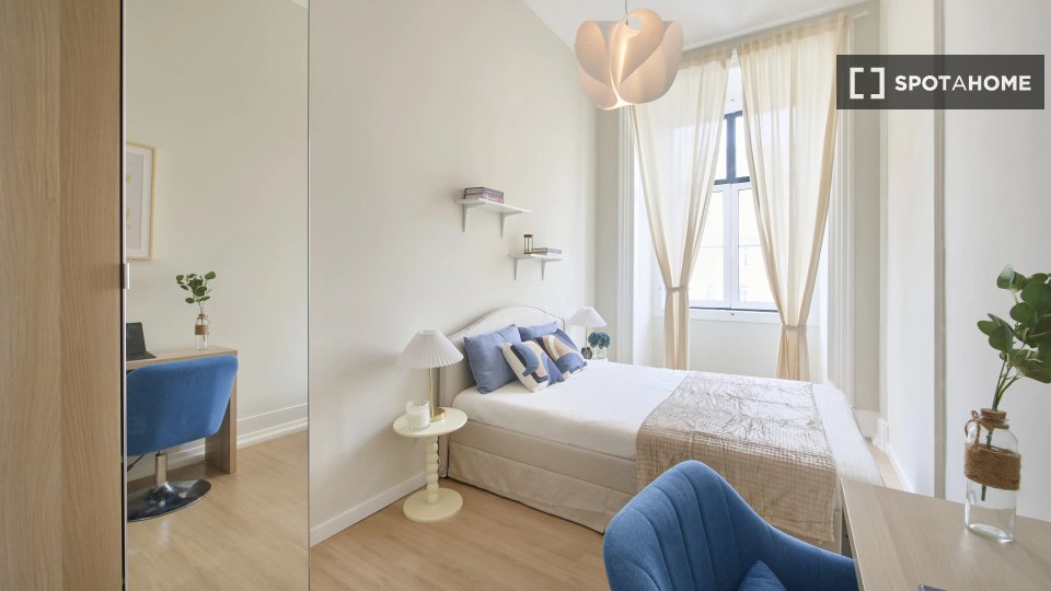 Double room Lisbon, 9 beds — photo 1