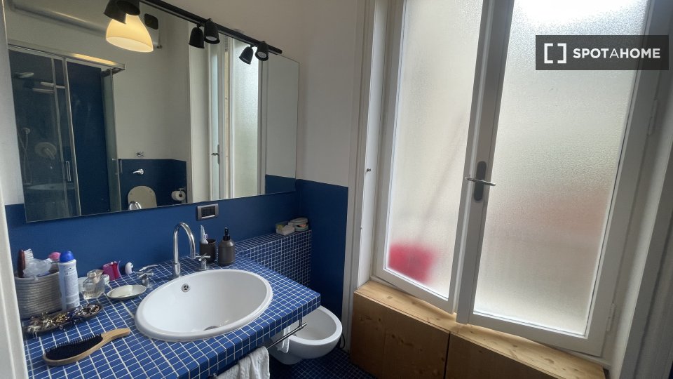 Double room Milan, 3 beds, 80m² — photo 16