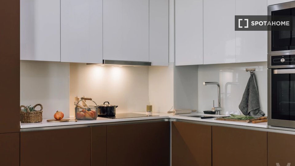 Apartment Lisbon, 1 bed, 49m² — photo 18
