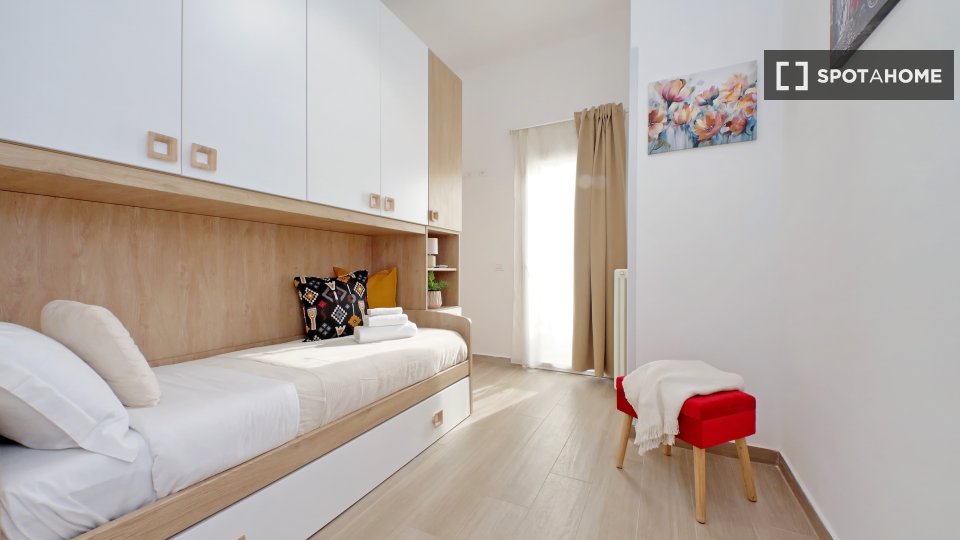Apartment Rome, 2 beds — photo 18